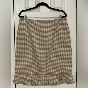 Pleated Hem Skirt with Ribbon Bow Detail Size 16